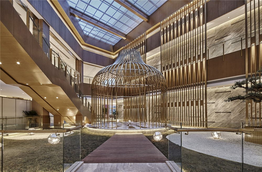 格兰云天五星级酒店装建设计案例