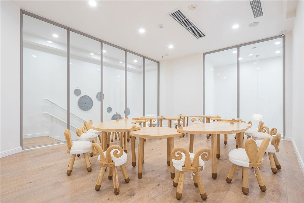 郑州睿丁儿童绘本阅读馆设计装建公司