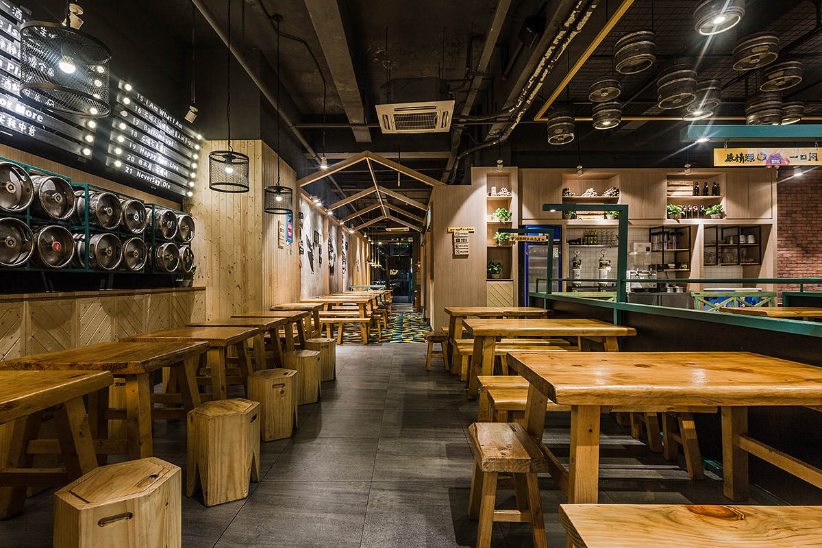 郑州欢聚时光烤肉店装建公司设计案例