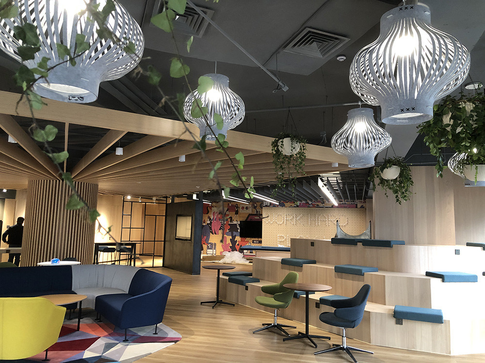 通辽睿玺工业造作企业总部办公室装建设计(图5) 通辽睿玺工业造作企业总部办公室装建设计(图5)