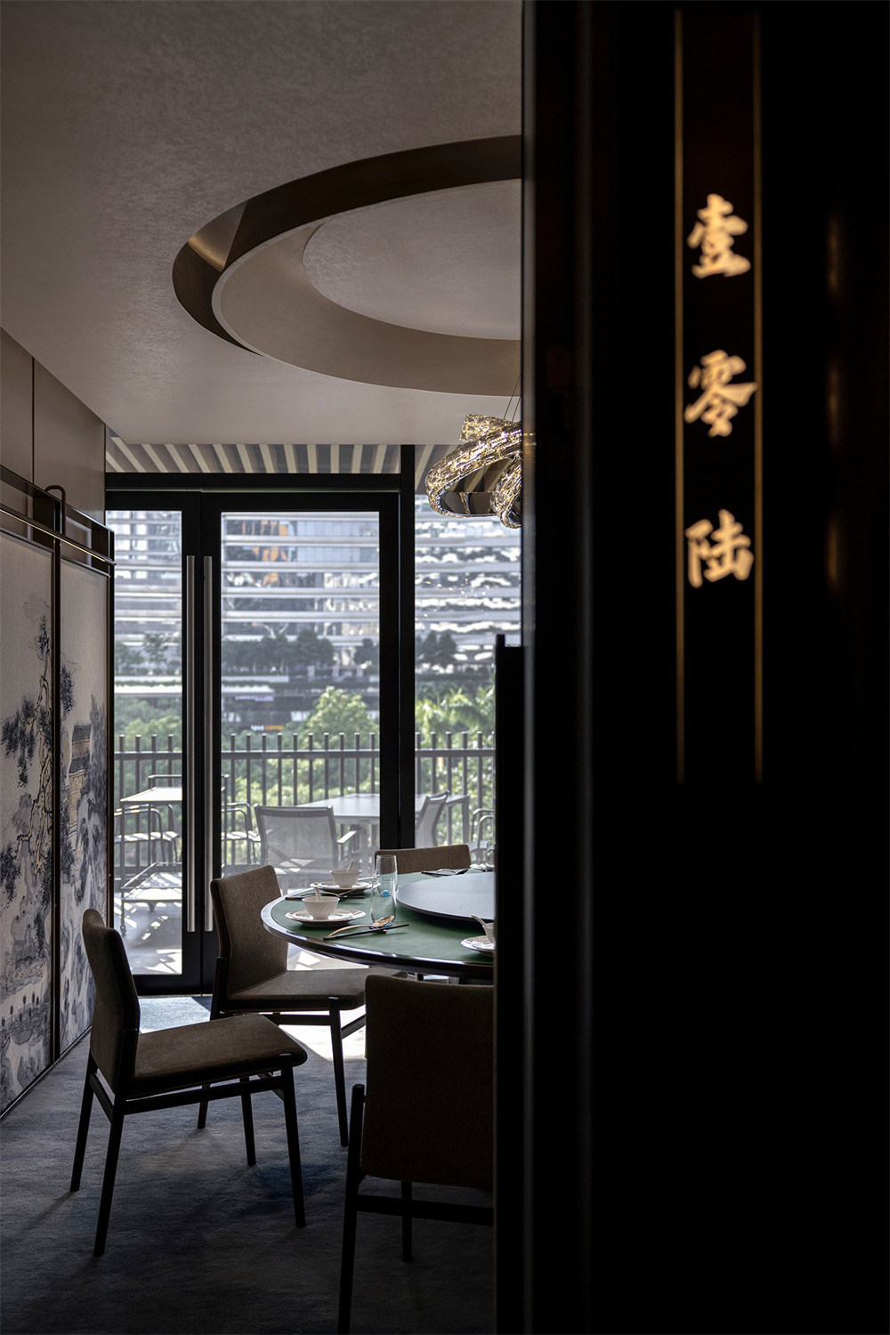 中西合璧南海渔村高端海鲜餐厅装建设计案例(图4)