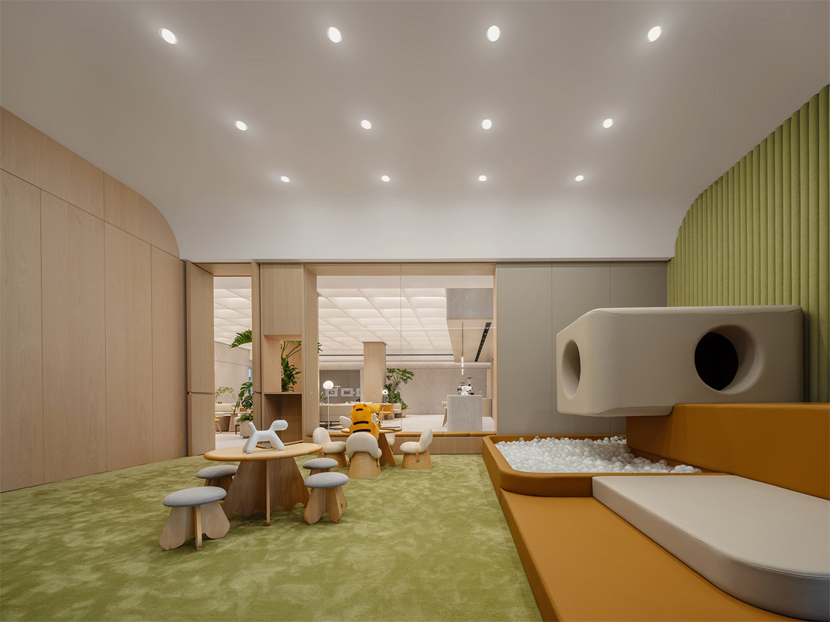 丽江NIO House温反中心汽车展厅装建设计规划(图9)