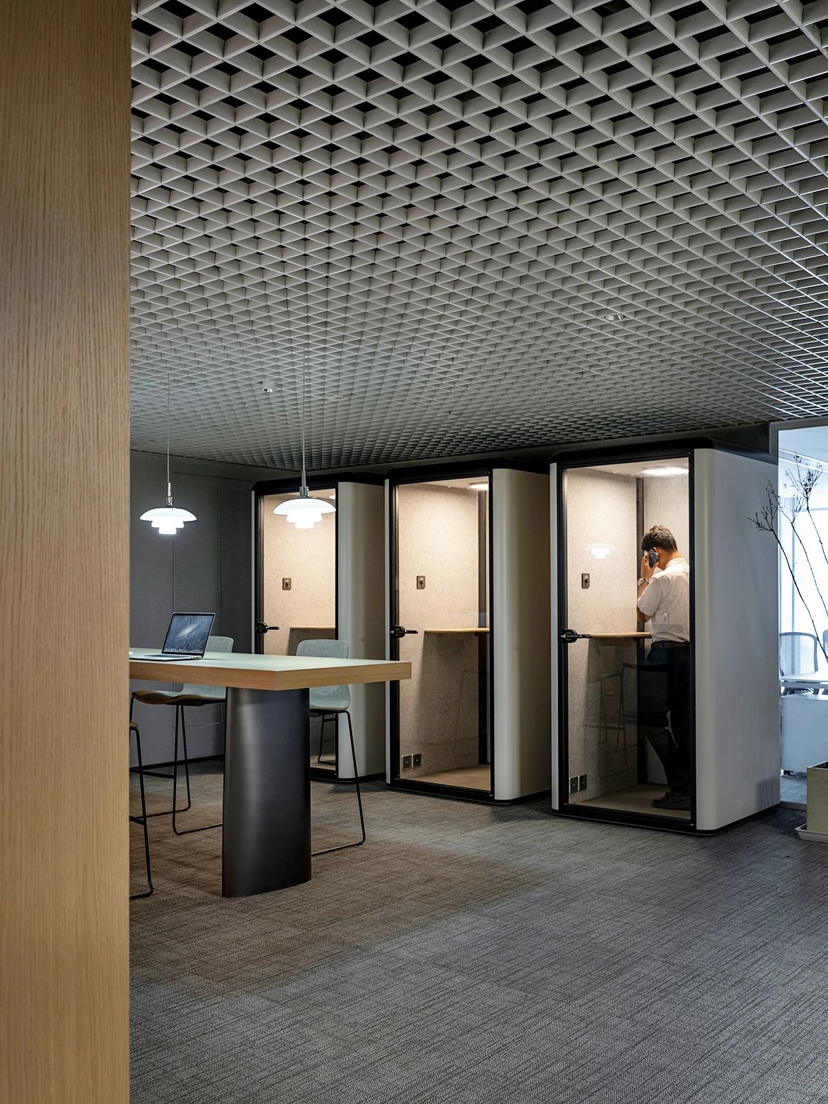 绿色盛开的上市公司社区型办公室装建设计案例(图13)