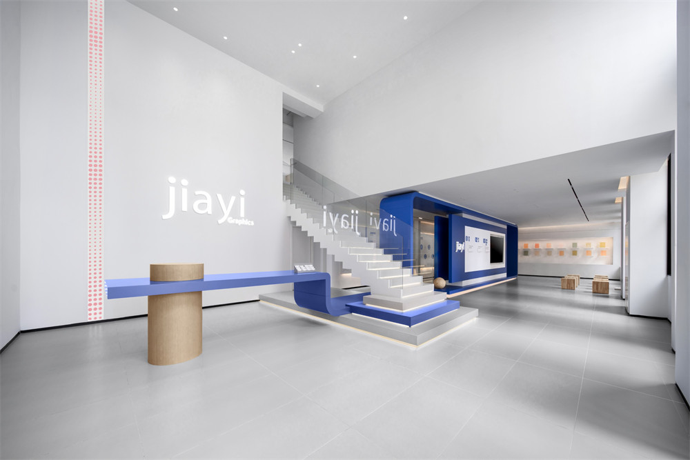 现代极简风JIAYI柔版企业展厅装建设计规划(图2)