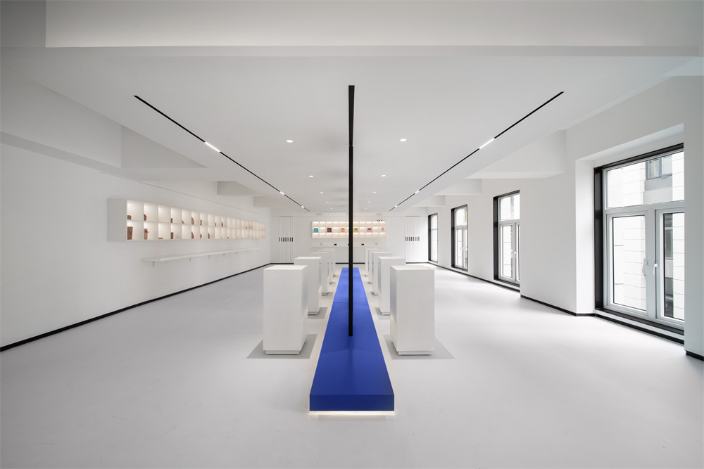 现代极简风JIAYI柔版企业展厅装建设计规划(图8)