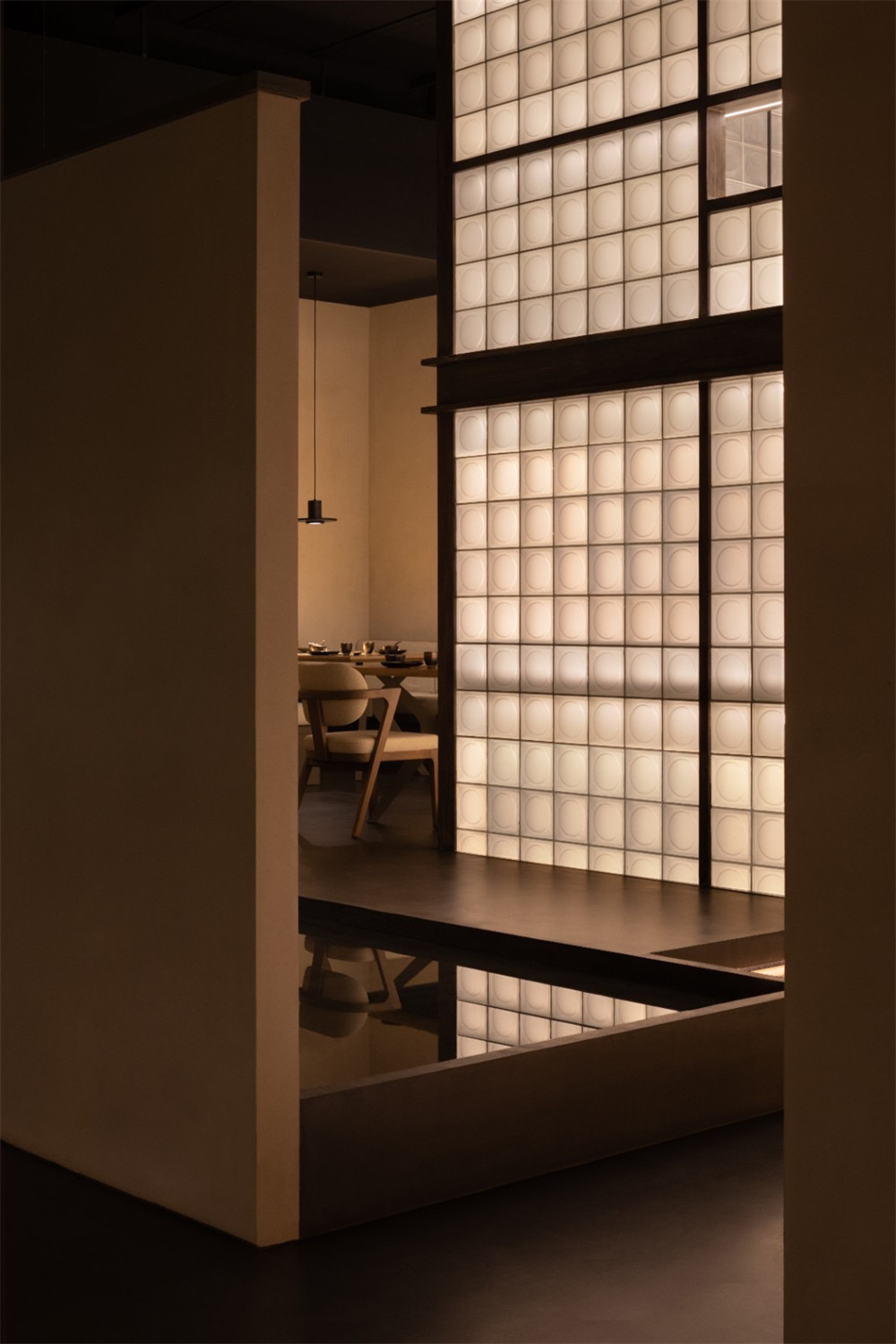 传统园林融合现代美学  眉舍川菜餐厅装建设计(图9)