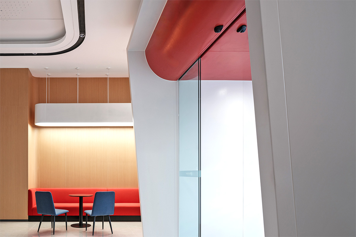 郑州BB贝博大推荐华为海思东升科技园办公室装建设计(图3) 郑州BB贝博大推荐华为海思东升科技园办公室装建设计(图3)