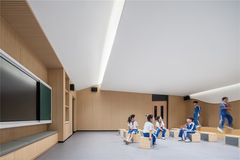 郑州BB贝博大推荐丽江南山长源幼学装建设计规划(图10) 郑州BB贝博大推荐丽江南山长源幼学装建设计规划(图10)