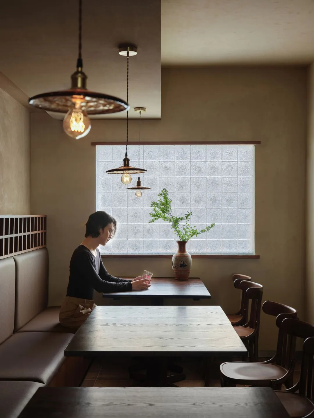 郑州BB贝博大推荐辣富友川菜馆社区店装建设计案例(图4)