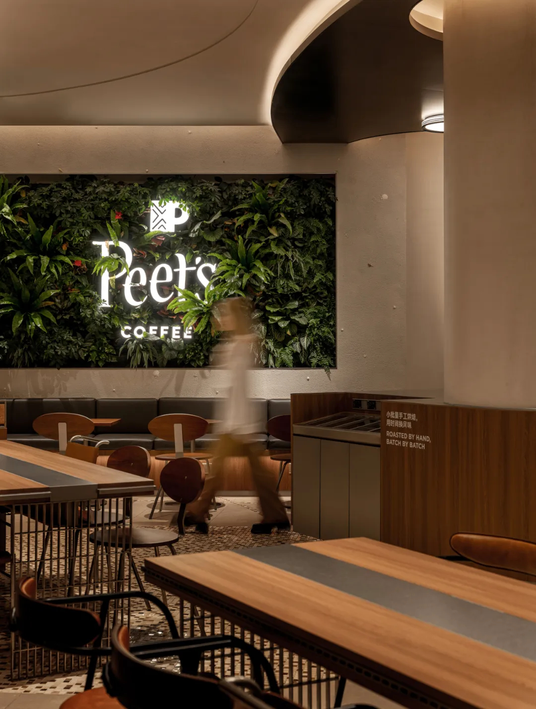 海港文化复古风情  Peets皮爷咖啡店装建设计(图7)