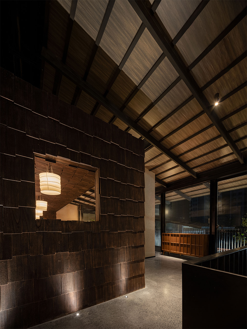 天井景观化用餐  共炉火锅店装建设计(图10)