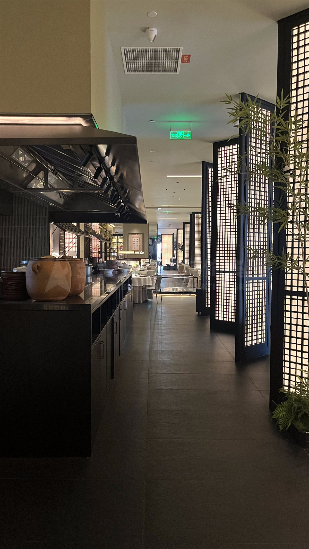 郑州九路俏江南酒文化主题餐厅装建设计
