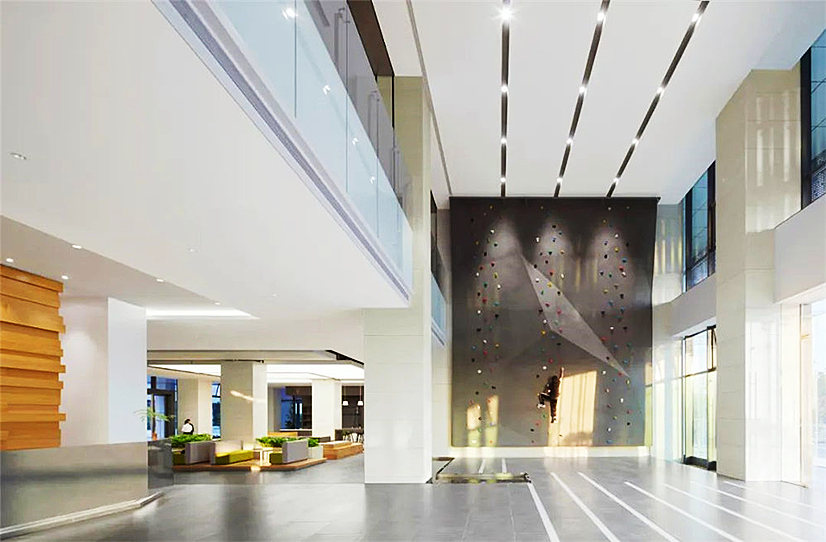 郑州大型办公室装建公司设计技巧(图1)